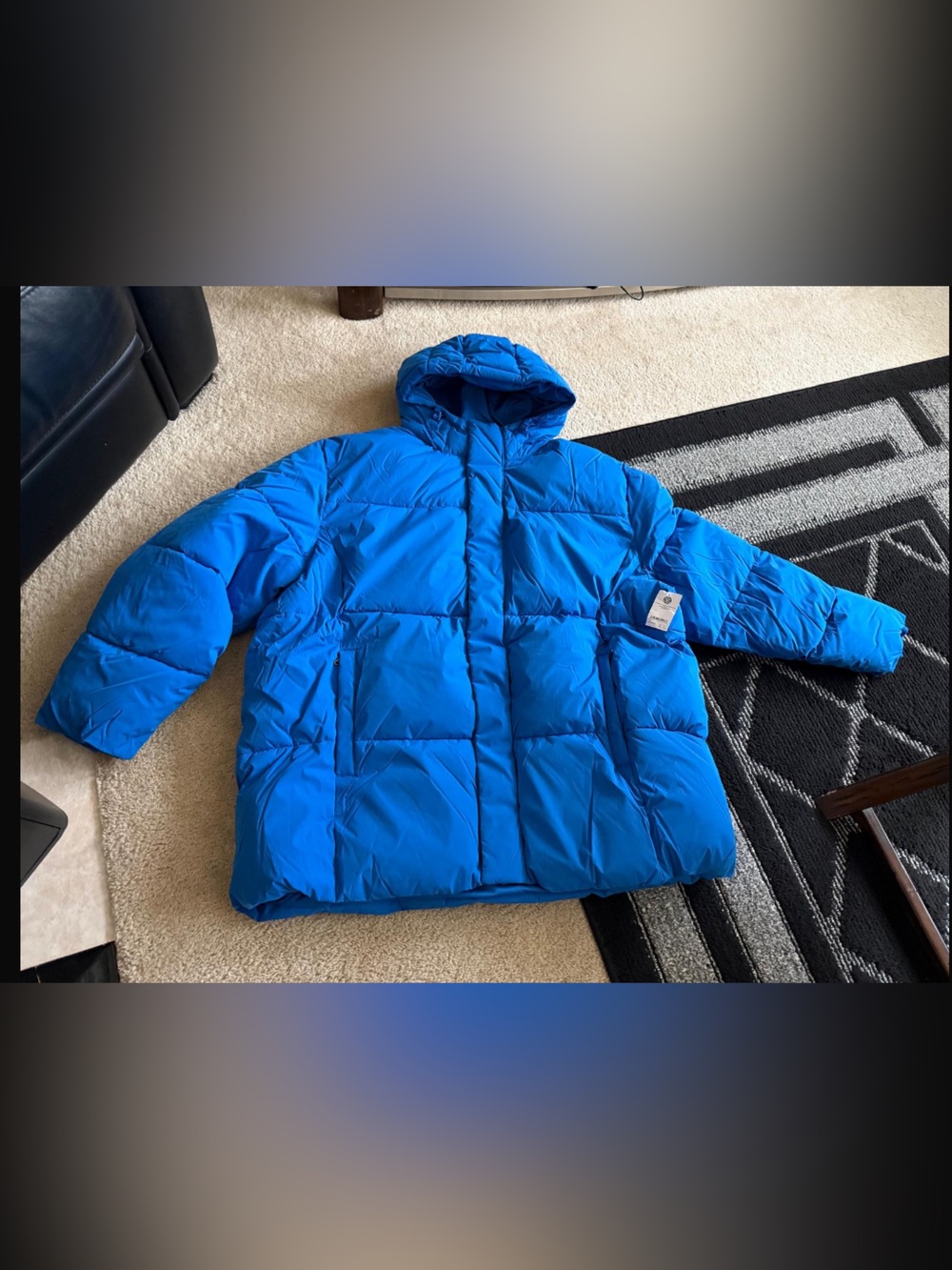 Brand new with tags Amazon Essentials Bright Blue Puffer Jacket with Hood